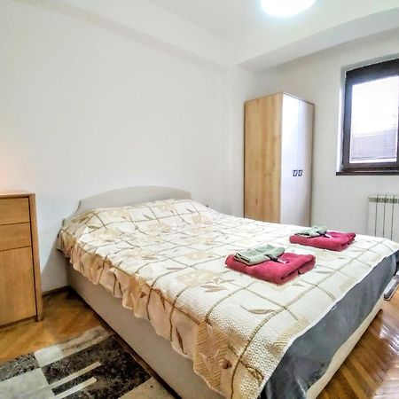 Apartment Nate'S Place Скоп'є Екстер'єр фото
